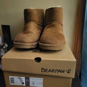 Bearpaw winter short boots